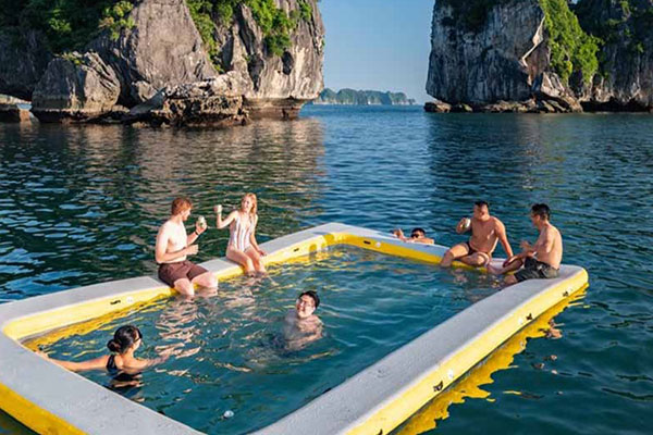 Best Time to Visit Halong Bay & Lan Ha Bay | Scarlet Pearl Cruise